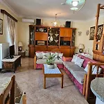 Tina's House 卡尔帕索斯