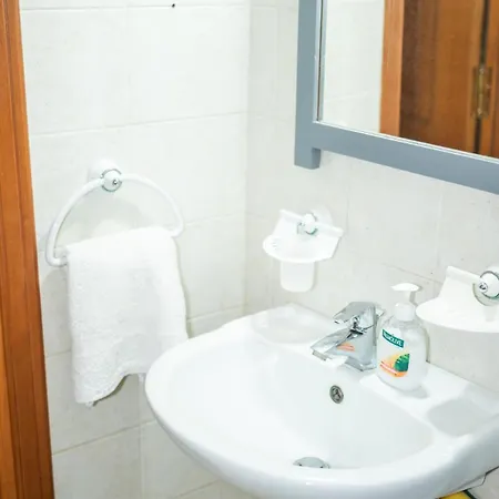 Spacious 2br With Balconies Σπίτι διακοπών *