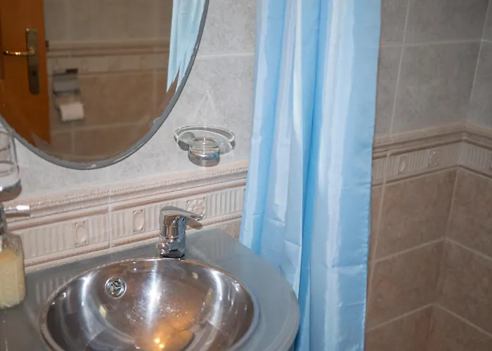 Tina's House בית נופש קרפאטוס